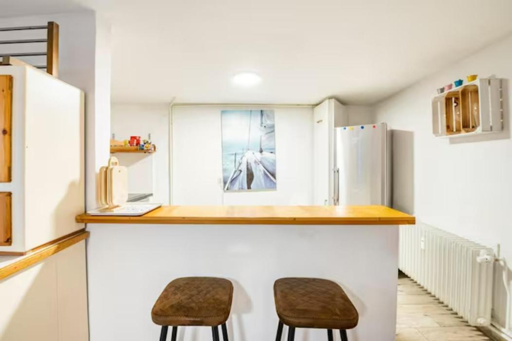 Gemütliche 3-ZKB WC SouterrainWohnung in Bestlage Hamburgo Exterior foto