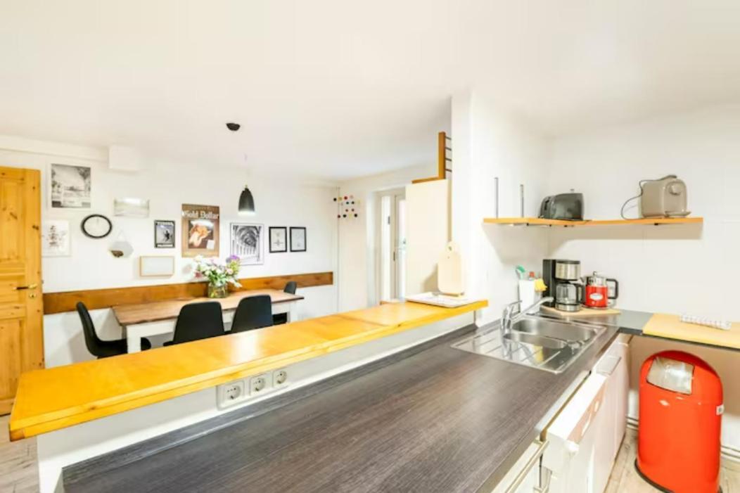 Gemütliche 3-ZKB WC SouterrainWohnung in Bestlage Hamburgo Exterior foto