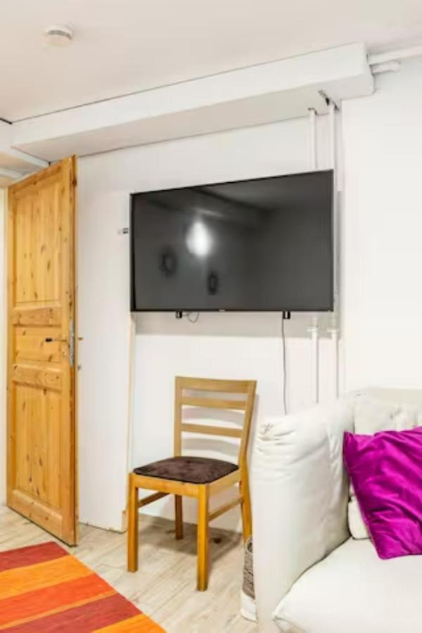 Gemütliche 3-ZKB WC SouterrainWohnung in Bestlage Hamburgo Exterior foto